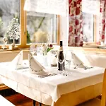 - Restaurant Goisererhof 3s