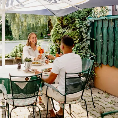 - Restaurant Goisererhof 3s ホテル