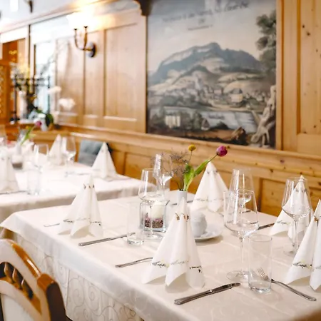 - Restaurant Goisererhof 3s Hotel